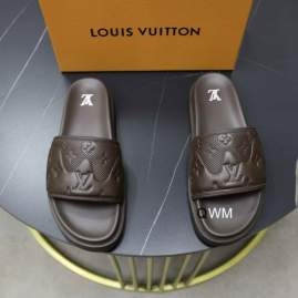 Picture of Louis Vuitton Slippers _SKULVsz38-45WM0401268